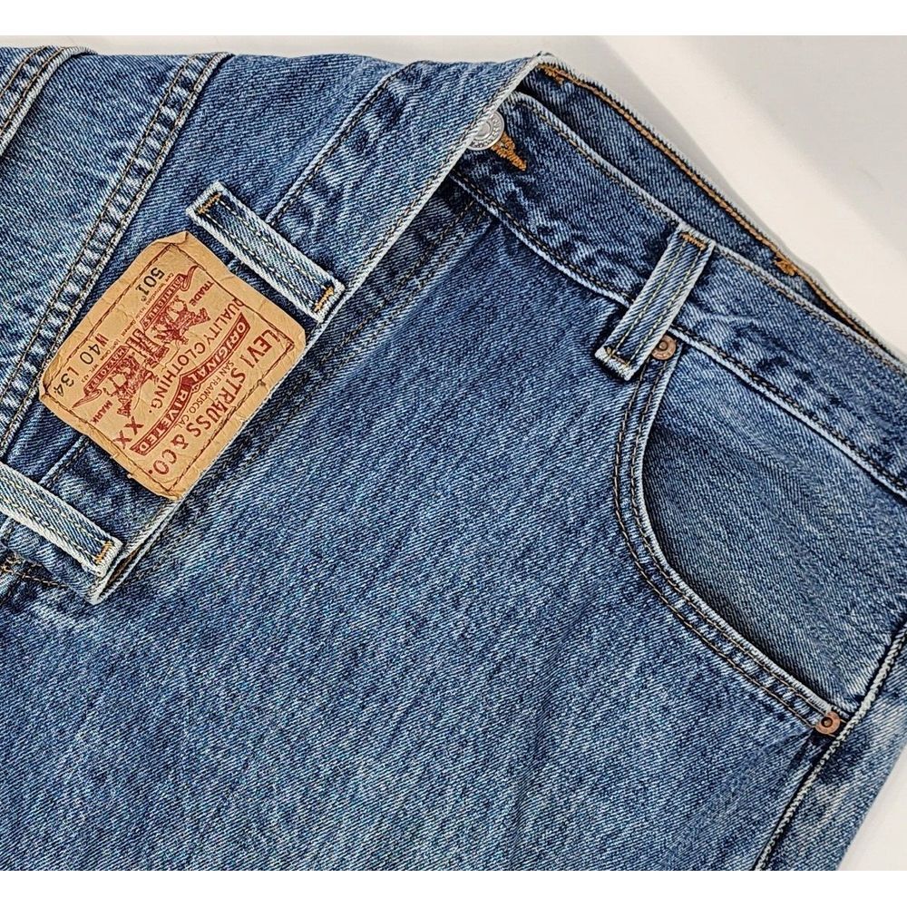 Levi's 501 Button Fly Straight Leg Denim Blue Jeans Men's‎ 40x34 (Fits 38x32)